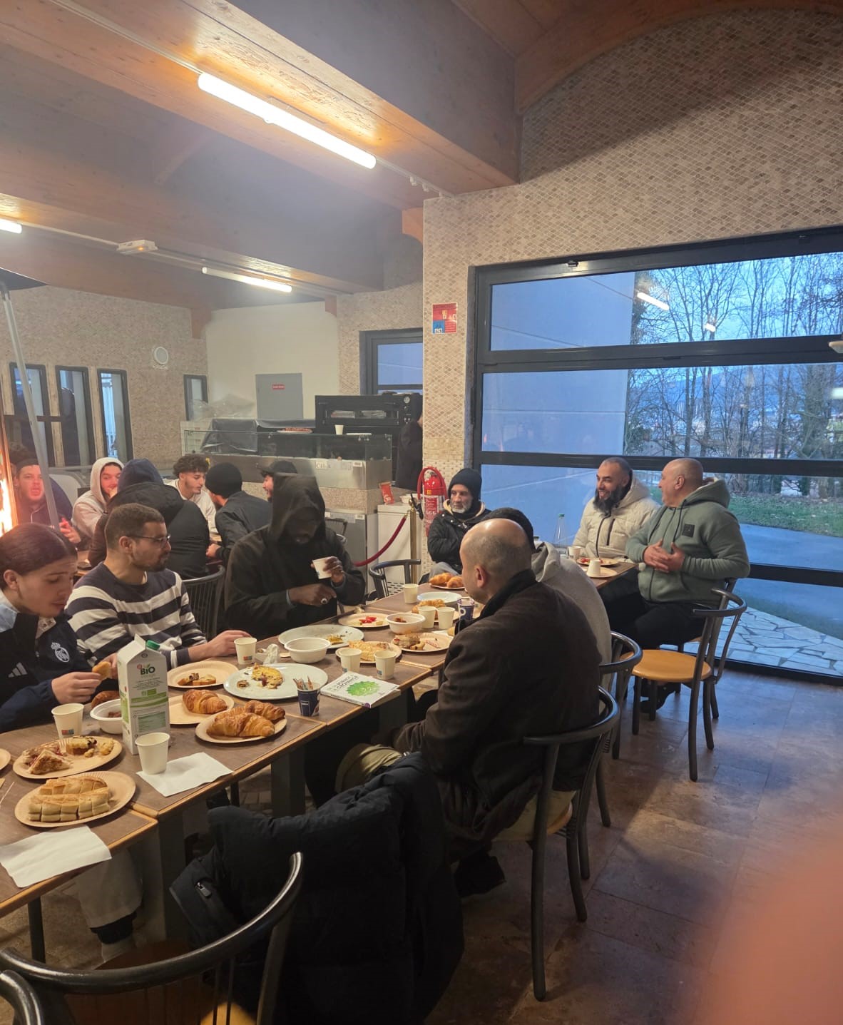 Des jeunes fidèles en route vers la Mecque pour la ‘Omra