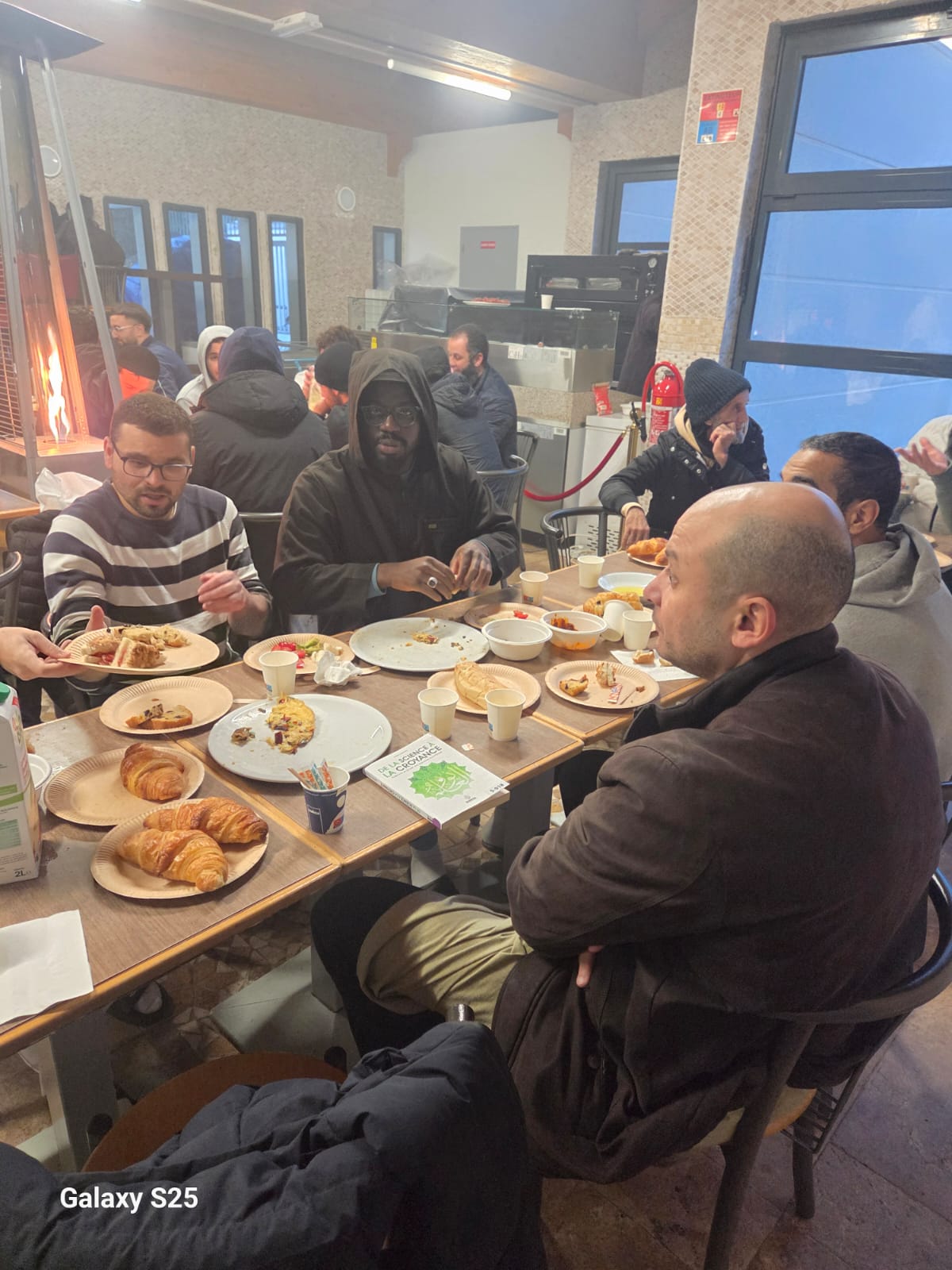 Des jeunes fidèles en route vers la Mecque pour la ‘Omra — photo 2